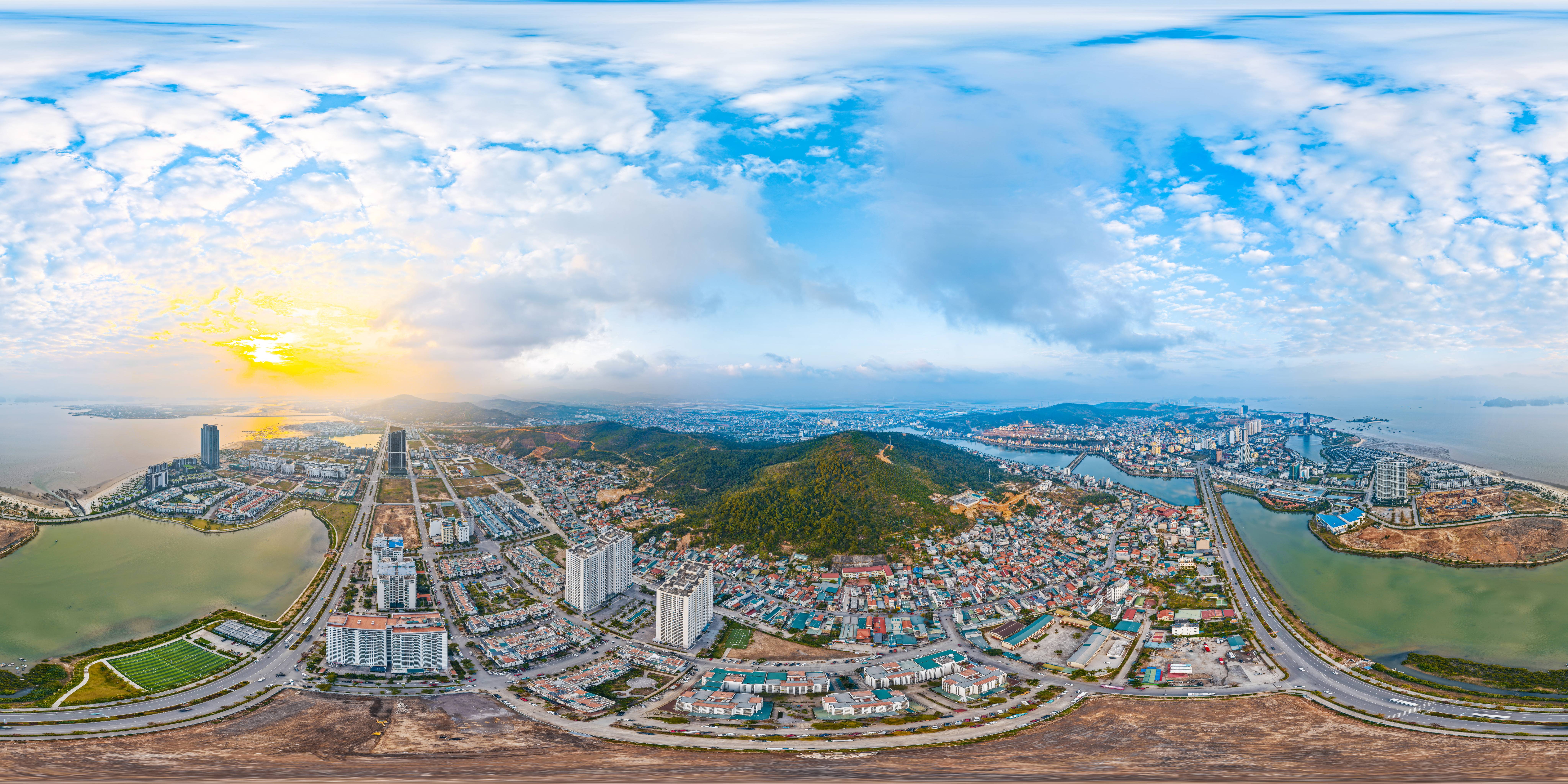360 tháng 8